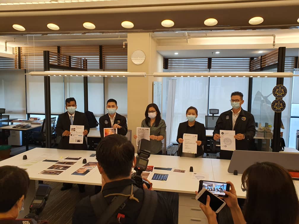 Lawyer Nababan 11 featured in chinapress